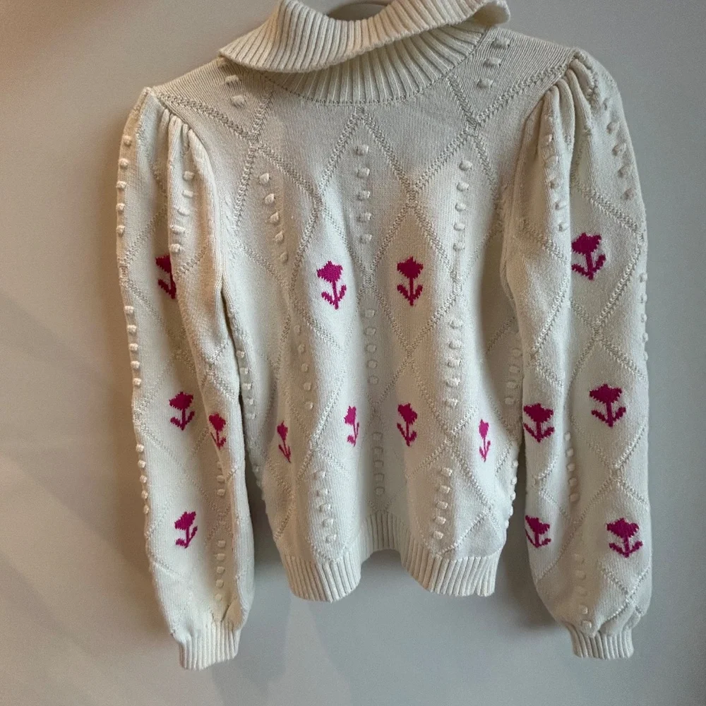 Textured Rose Sweater - Picture 2 of 4